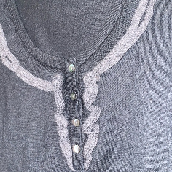 Banana Republic Black and Gray sweater, Size L, Excellent Condition - Picture 2 of 3